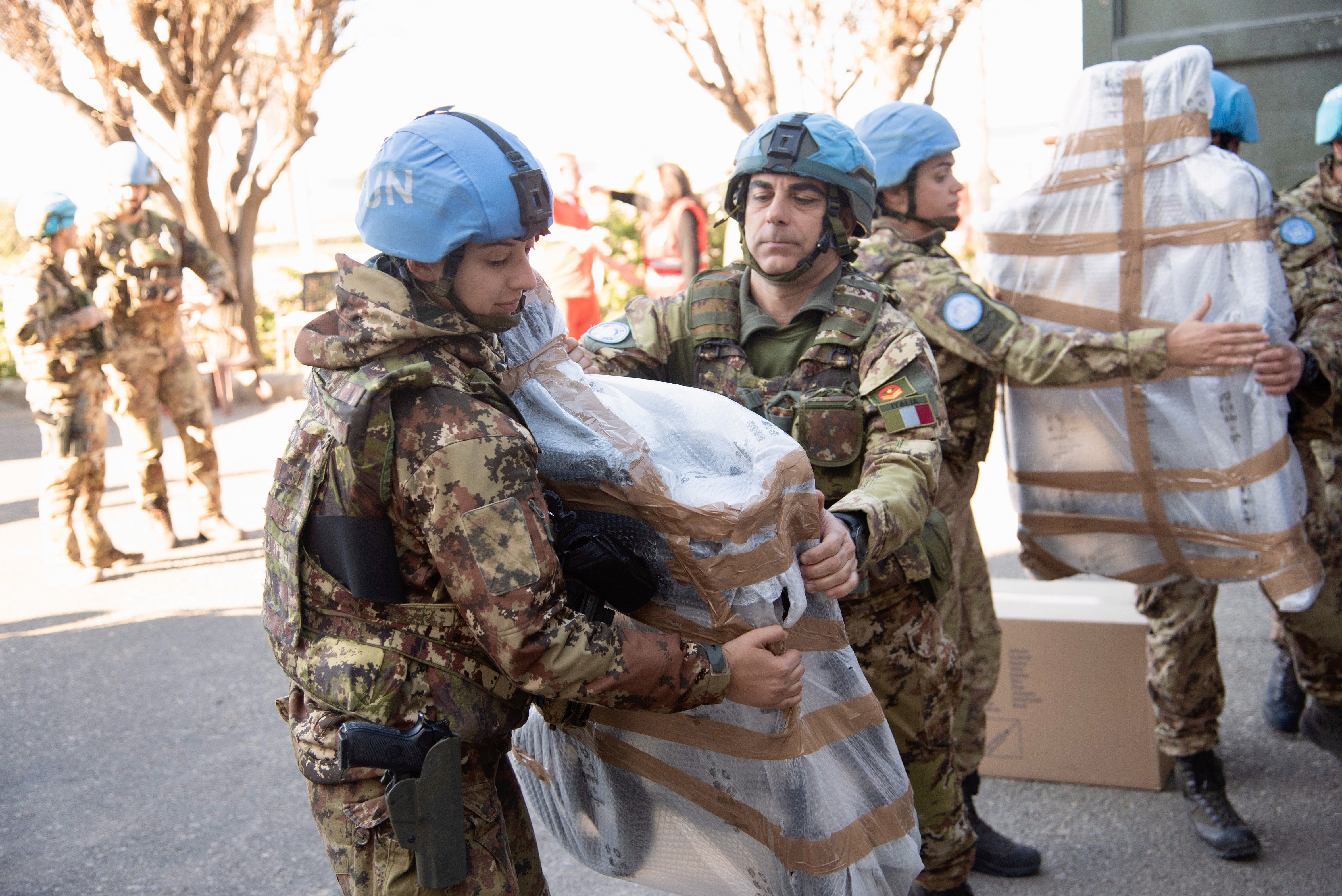 Unifil Supports Lebanese Red Cross In Tyre With Essential Aid 