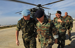 Lebanese Army Commander visits UNIFIL, 12 December 2011