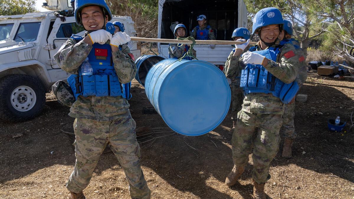 Damaged Blue Line markers go up again Damaged Blue Line markers go up again