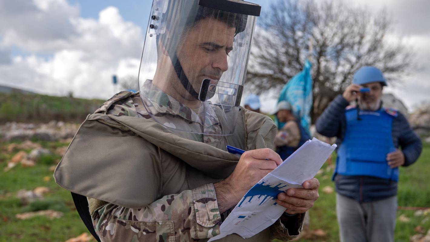 UNIFIL hands over last 2 of 5 cleared minefields to LAF