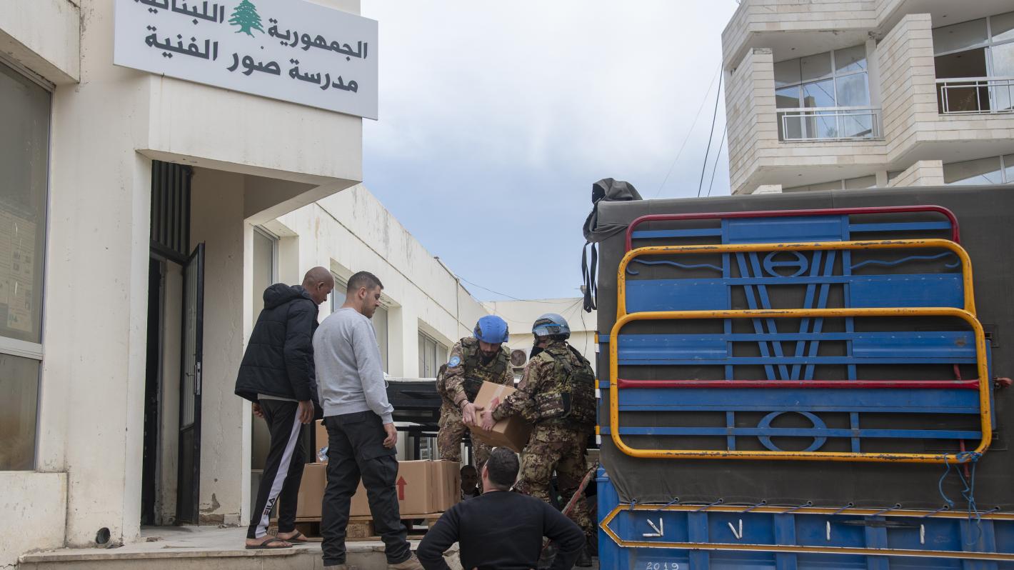 13 tons of items donated for displaced people in Tyre