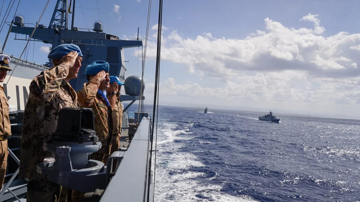 naval peacekeepers help Lebanese Navy