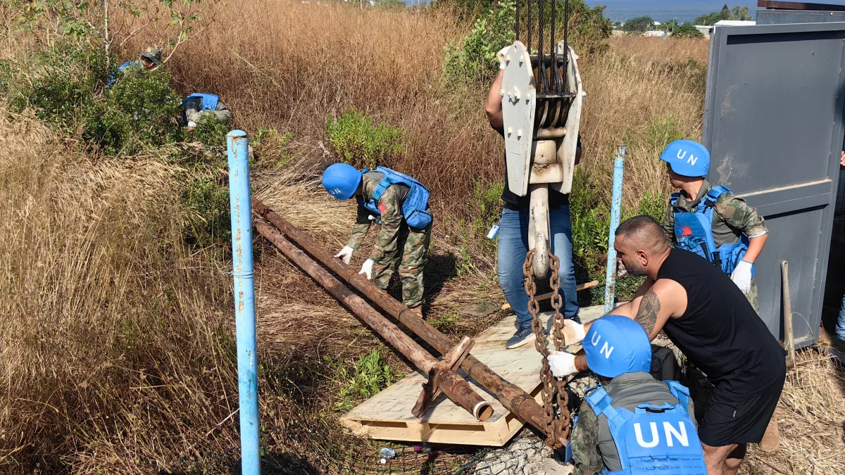 peacekeepers' support for communities