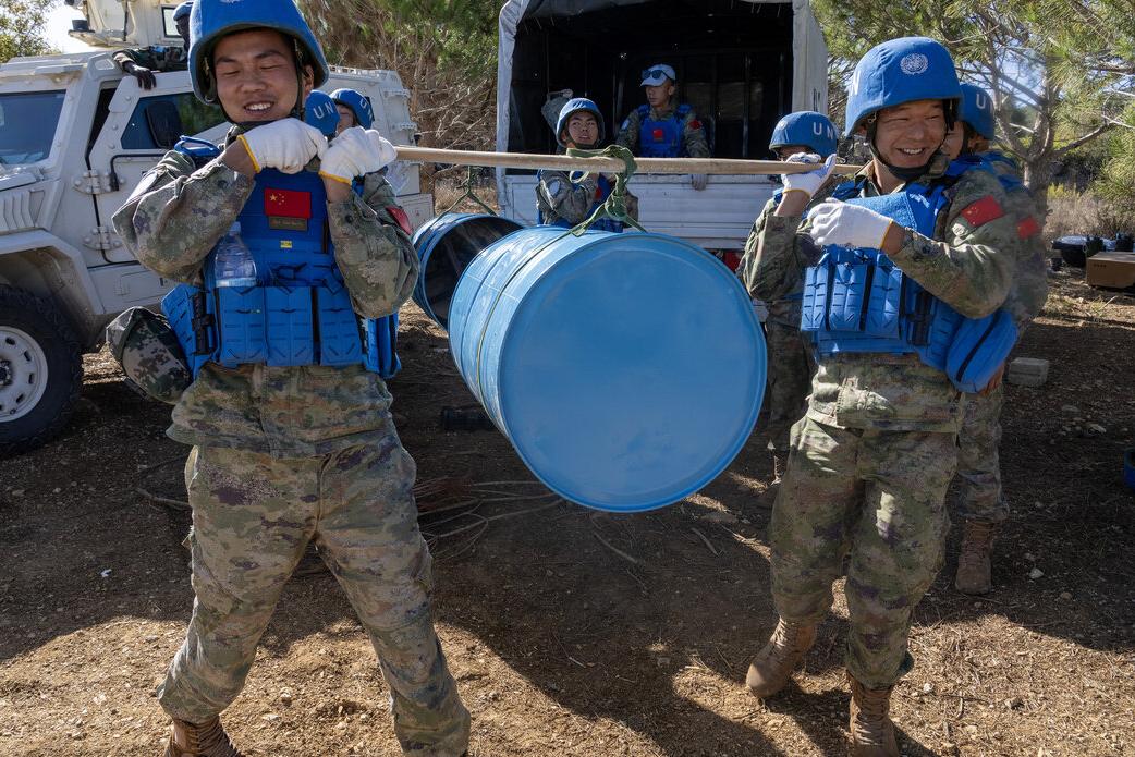Damaged Blue Line markers go up again Damaged Blue Line markers go up again