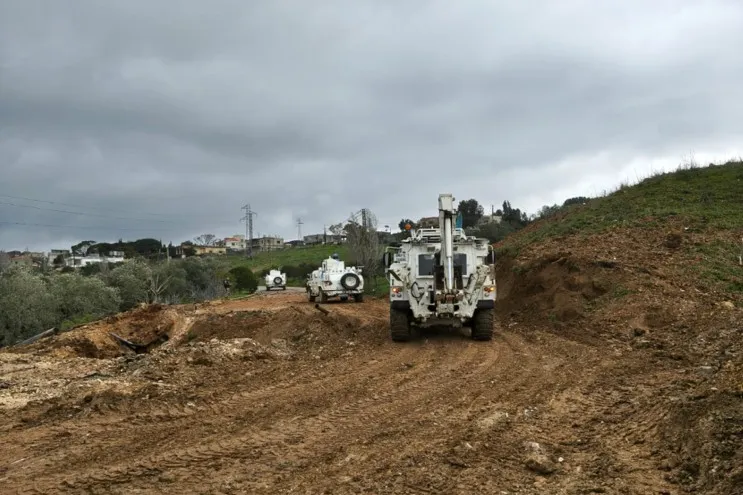 Peacekeepers repair roads and bridges to improve access