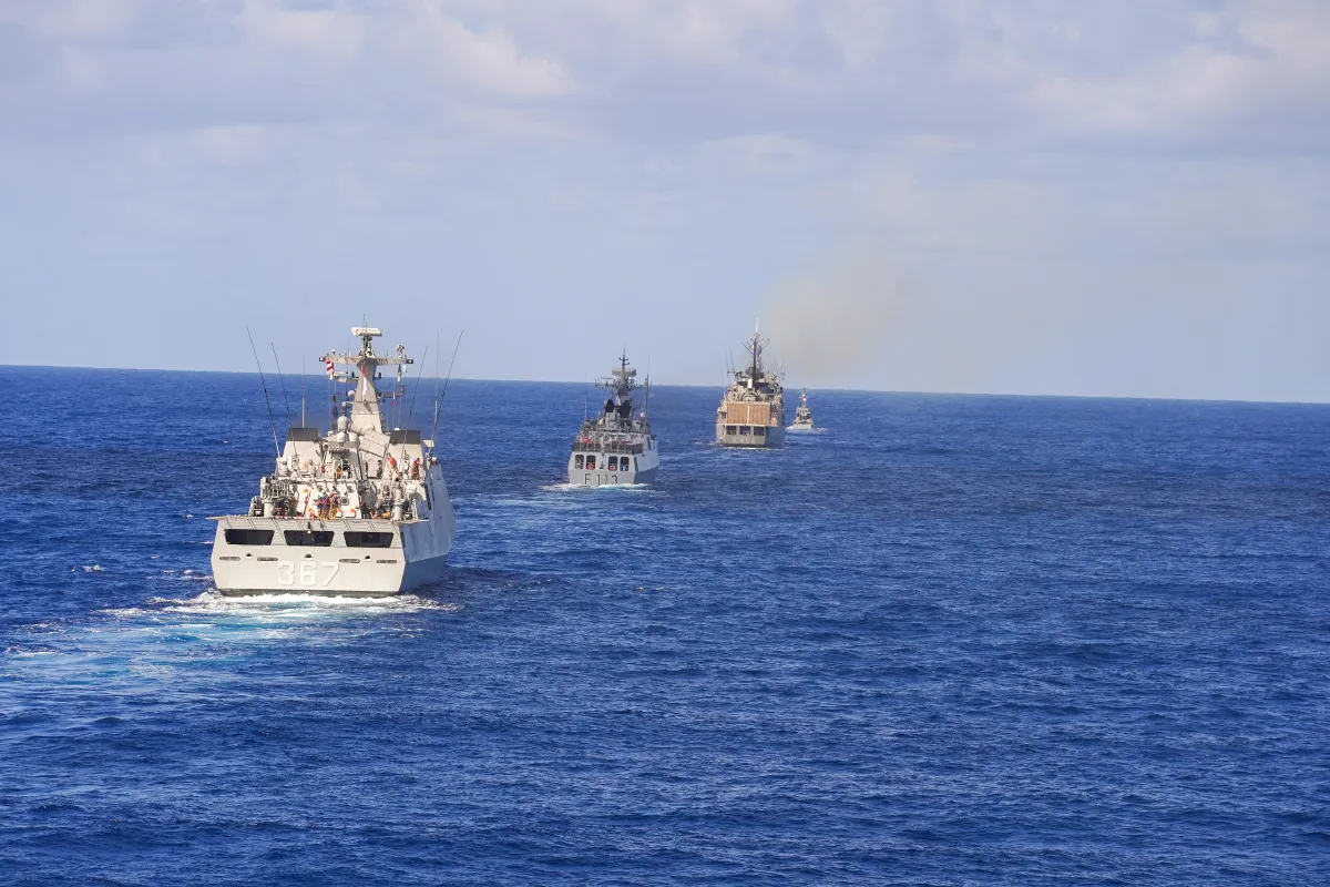 naval peacekeepers help Lebanese Navy