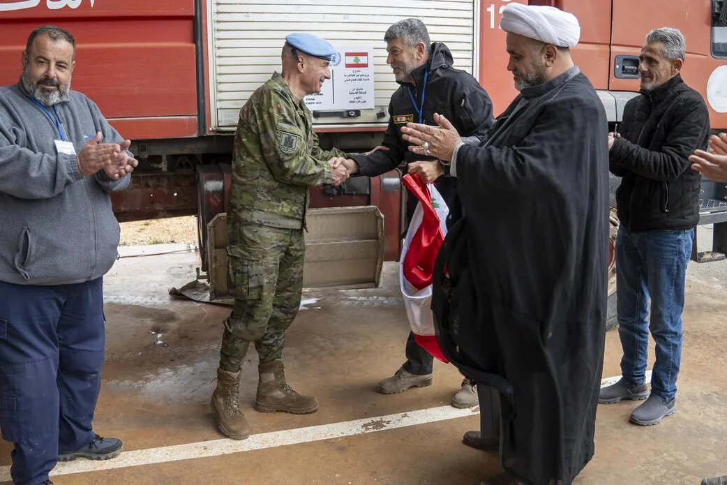 Returnees in Khiam receive essential winter supplies