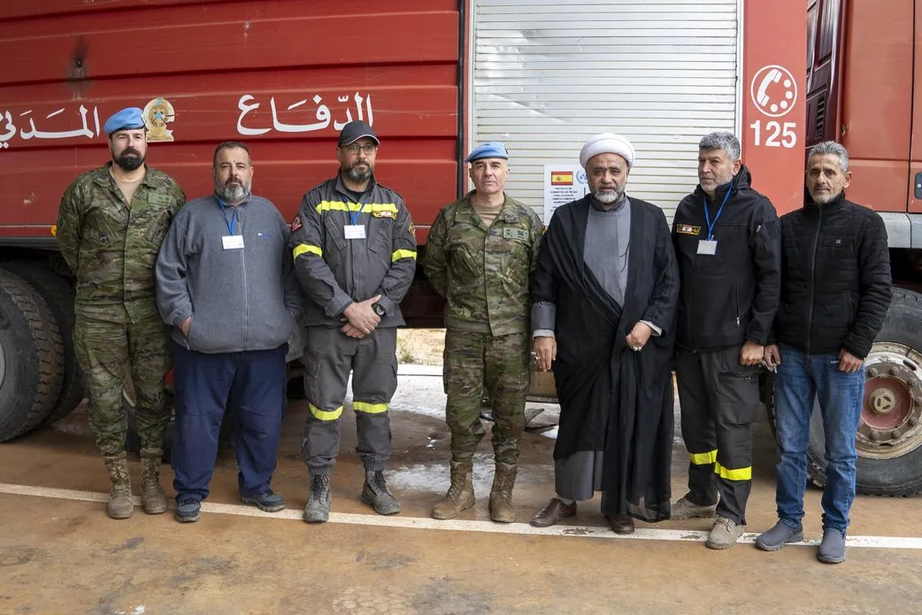 Returnees in Khiam receive essential winter supplies