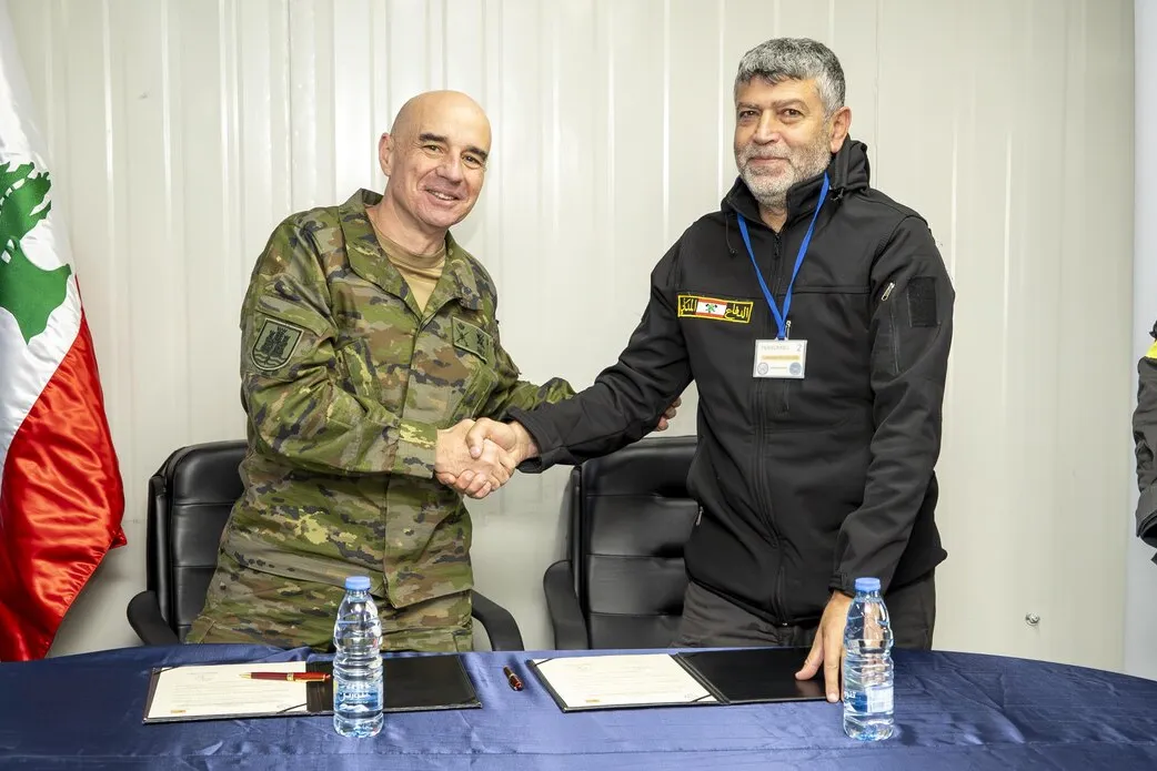 Returnees in Khiam receive essential winter supplies