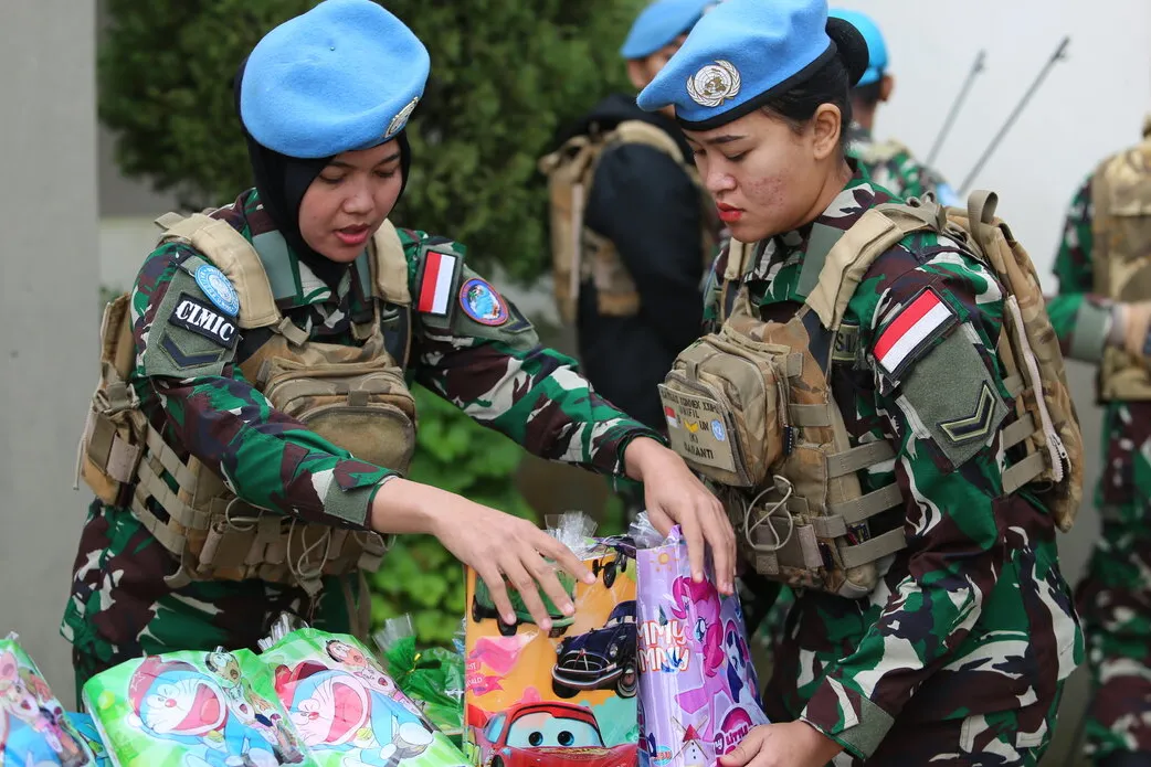 More south Lebanese villages benefit from UNIFIL donations