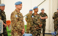 رئيس بعثة اليونيفيل وقائدها العام يزور الكتيبة النيبالية لتقديم التعزية