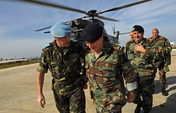 قائد الجيش اللبناني يزور اليونيفيل، ١٢ كانون الأول ٢٠١١

