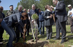 Vice president of Jouzour Loubnan, district commissioner of Marjayoun, the French ambassador, Spanish ambassador, and the mayor of Ebel es Saqi planting trees during a reforestation campaign in Ebel es Saqi (from left to right)